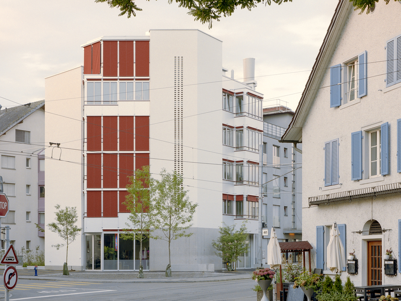 Atelier NU · House Between Planes